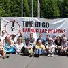 Foto: IPPNW-Protest vor dem Haupttor des Fliegerhorstes Büchel für den Abzug der US-Atomwaffen im Juni 2017, Foto: IPPNW