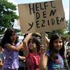 Yeziden auf einer Demonstration in Köln, Foto: Flickr, strassenstricke.net